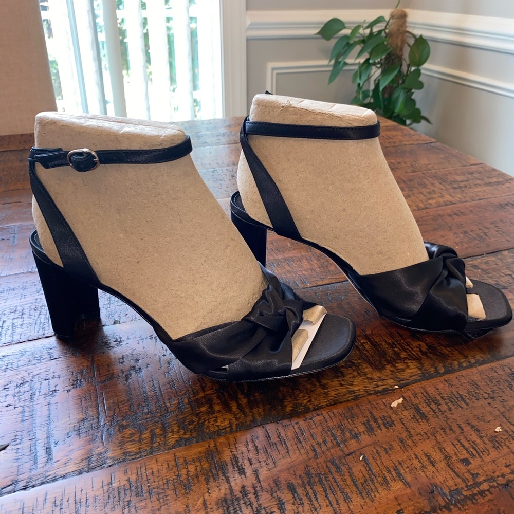 ANTONIO MELANI Black Strappy Heels